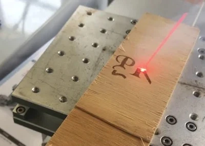 Stroj za lasersko označavanje CO₂ na drvu i bambusu: učinci, parametri i vodi...